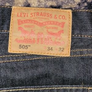 505 MENS LEVIS 34x32